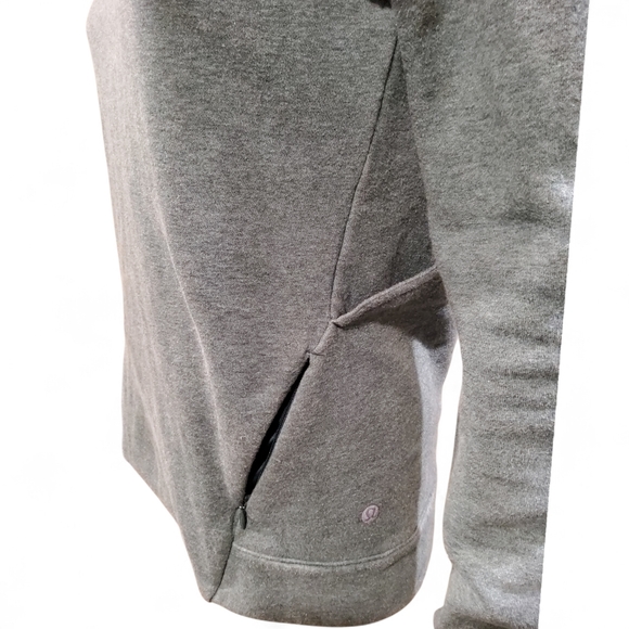 Lululemon Women's & Go Endeavor Pullover Sweater, Size 4. - Picture 12 of 16